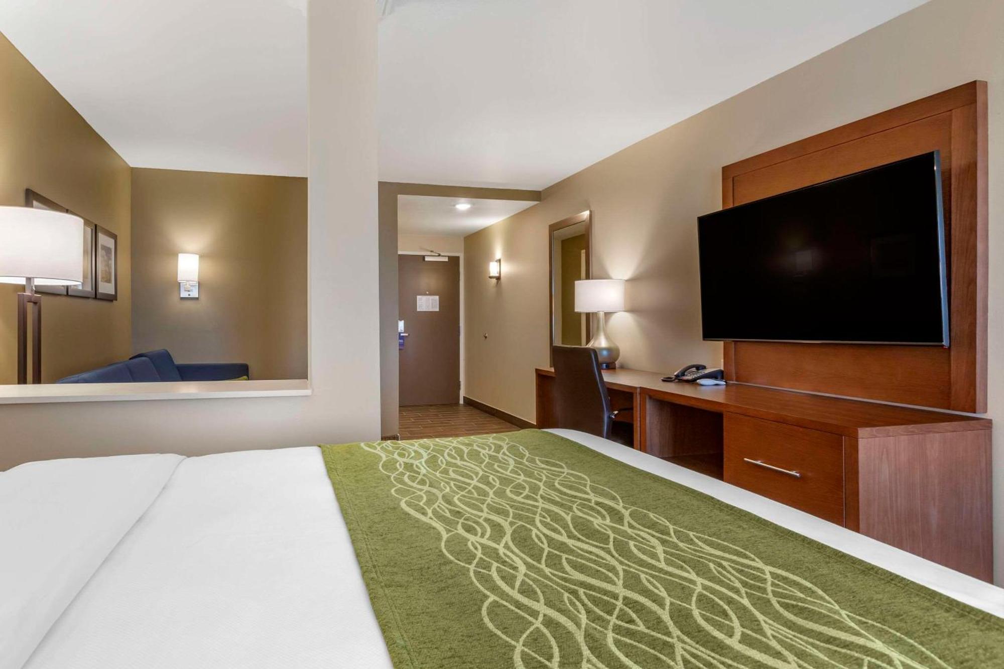 Comfort Suites Albuquerque Airport Ngoại thất bức ảnh