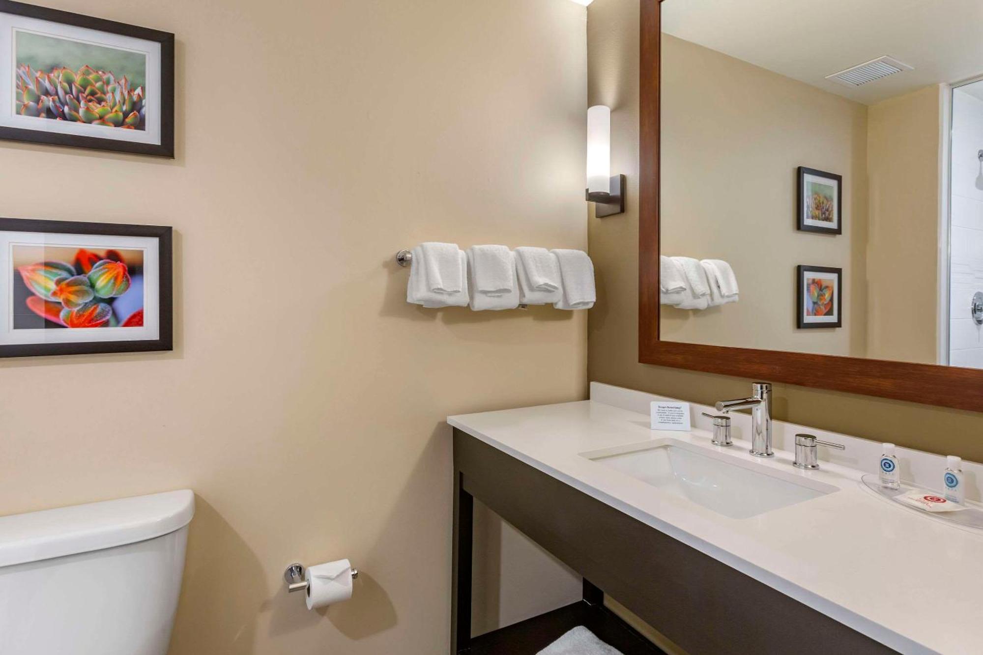 Comfort Suites Albuquerque Airport Ngoại thất bức ảnh