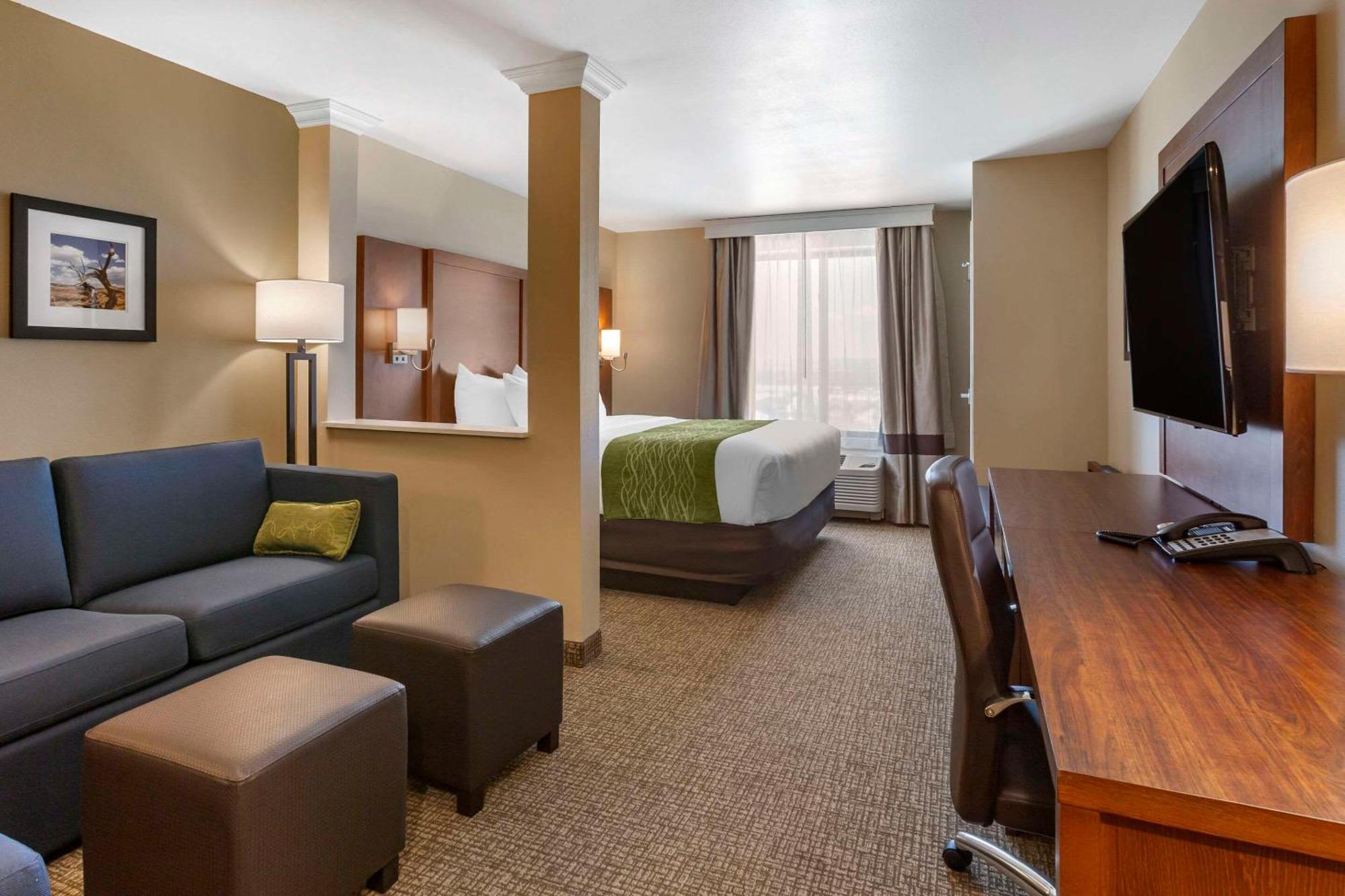 Comfort Suites Albuquerque Airport Ngoại thất bức ảnh