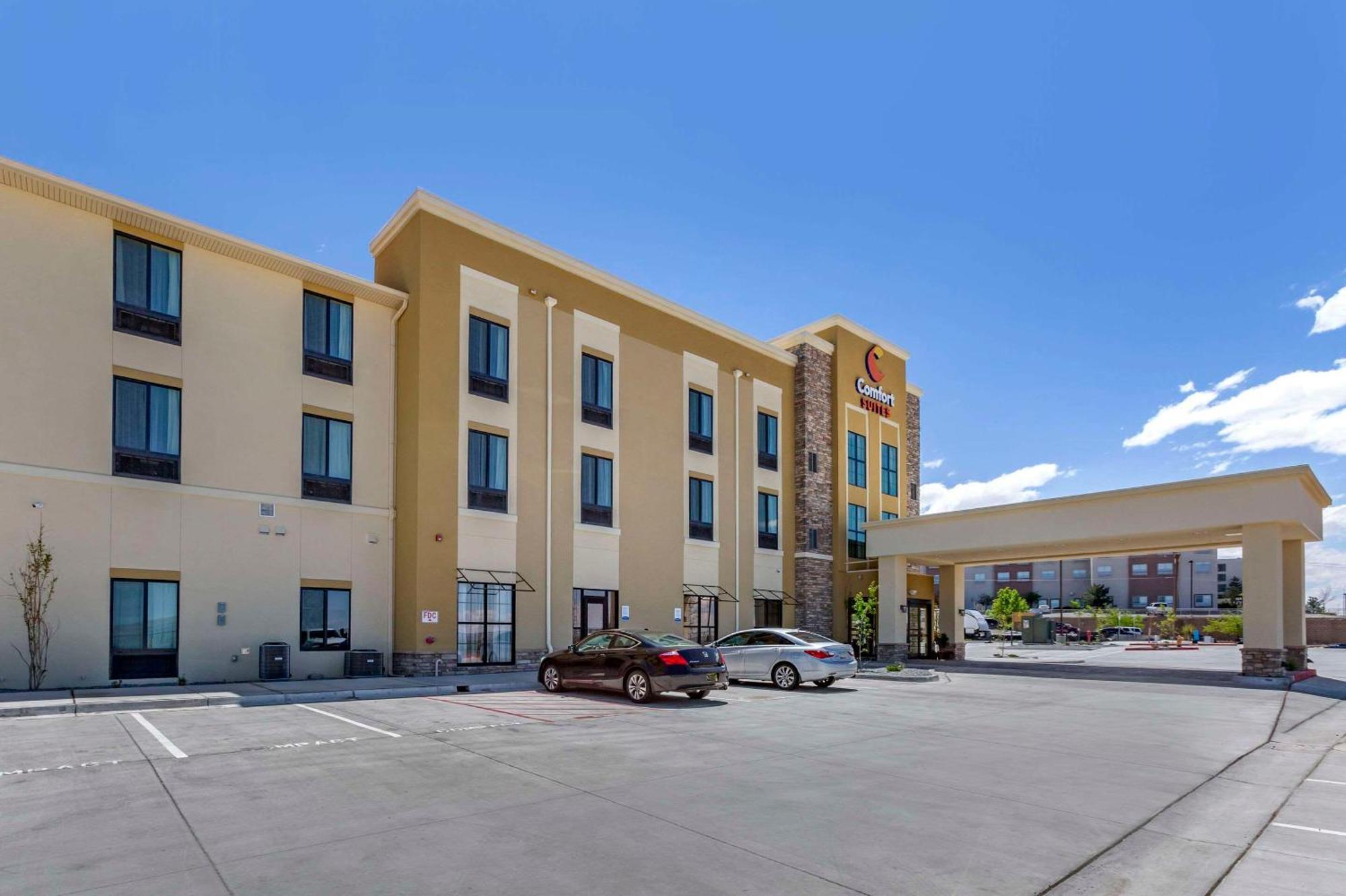 Comfort Suites Albuquerque Airport Ngoại thất bức ảnh