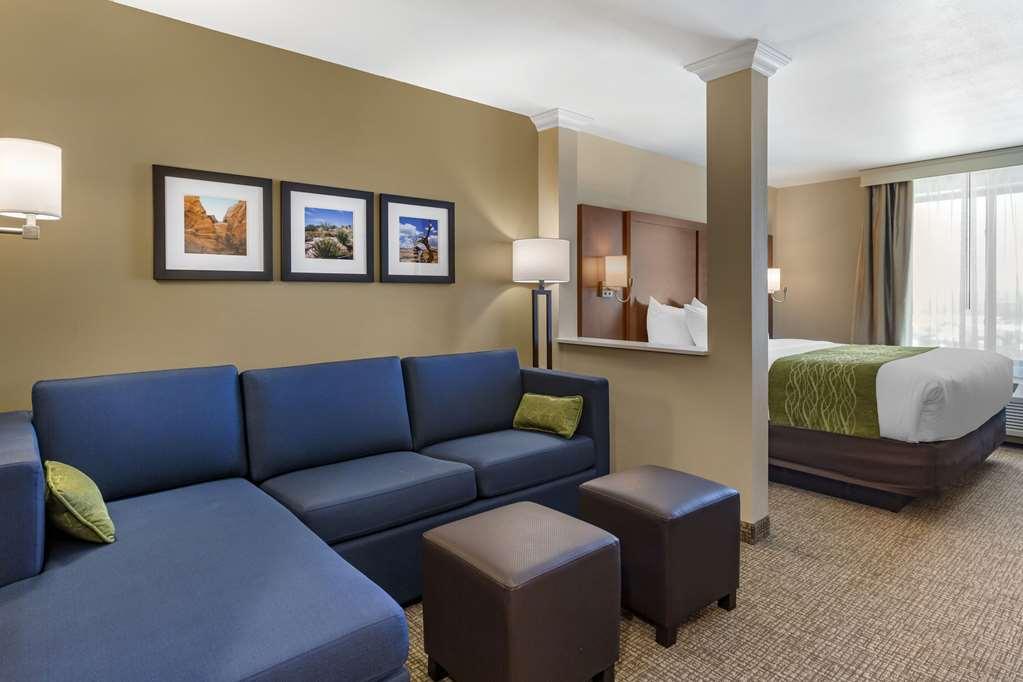 Comfort Suites Albuquerque Airport Phòng bức ảnh