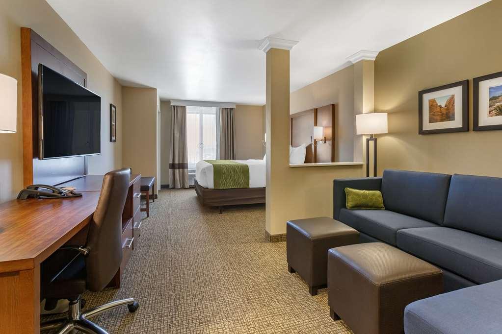 Comfort Suites Albuquerque Airport Phòng bức ảnh